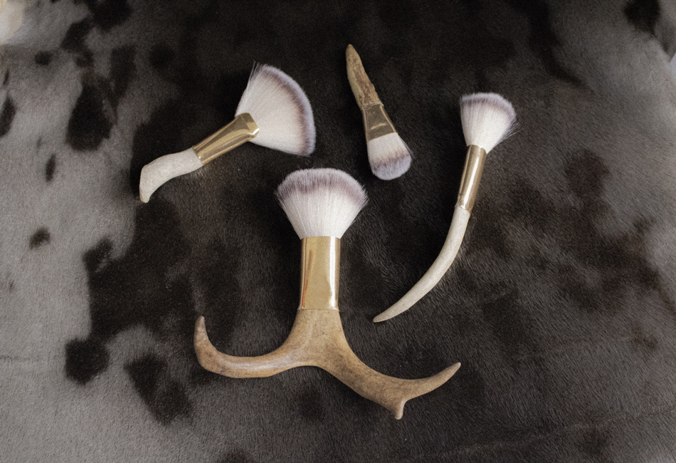 Saelym DeGrandpre carving