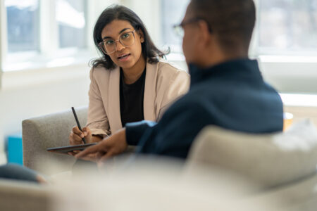 Yorkville University's MACP Ranked Among Canada's Best by CourseCompare